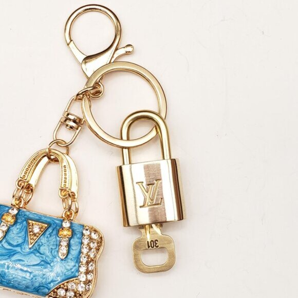 Authentic Louis Vuitton Lock & Key with unbranded Bagcharm, Keycharm, Keychain - Picture 5 of 8